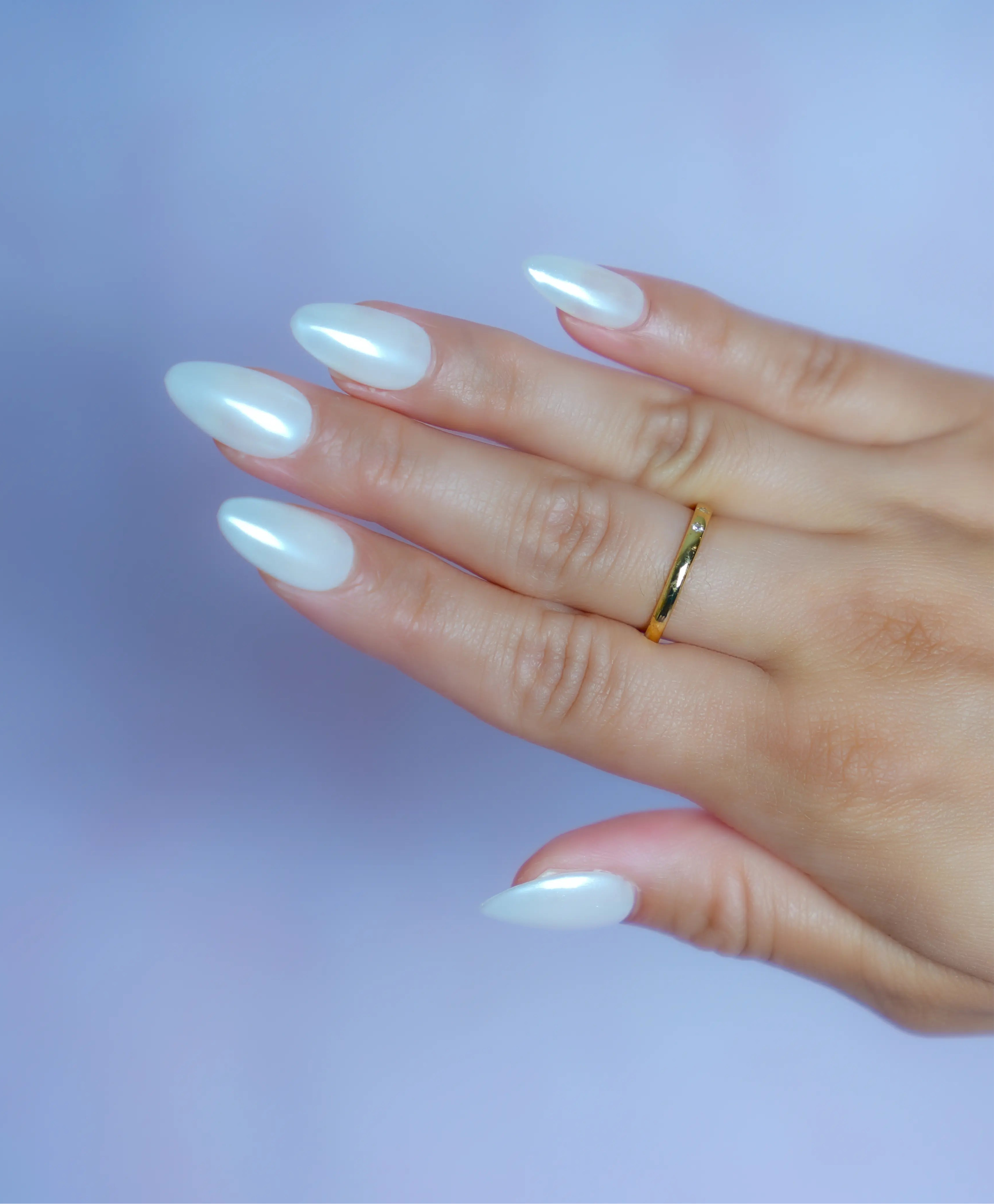 pearl-fake-nails